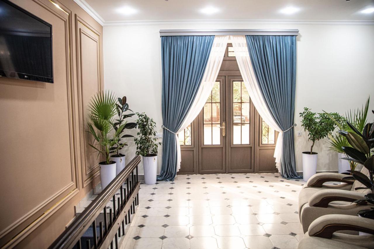 Hotel Lev Tolstoy à Samarcande Extérieur photo