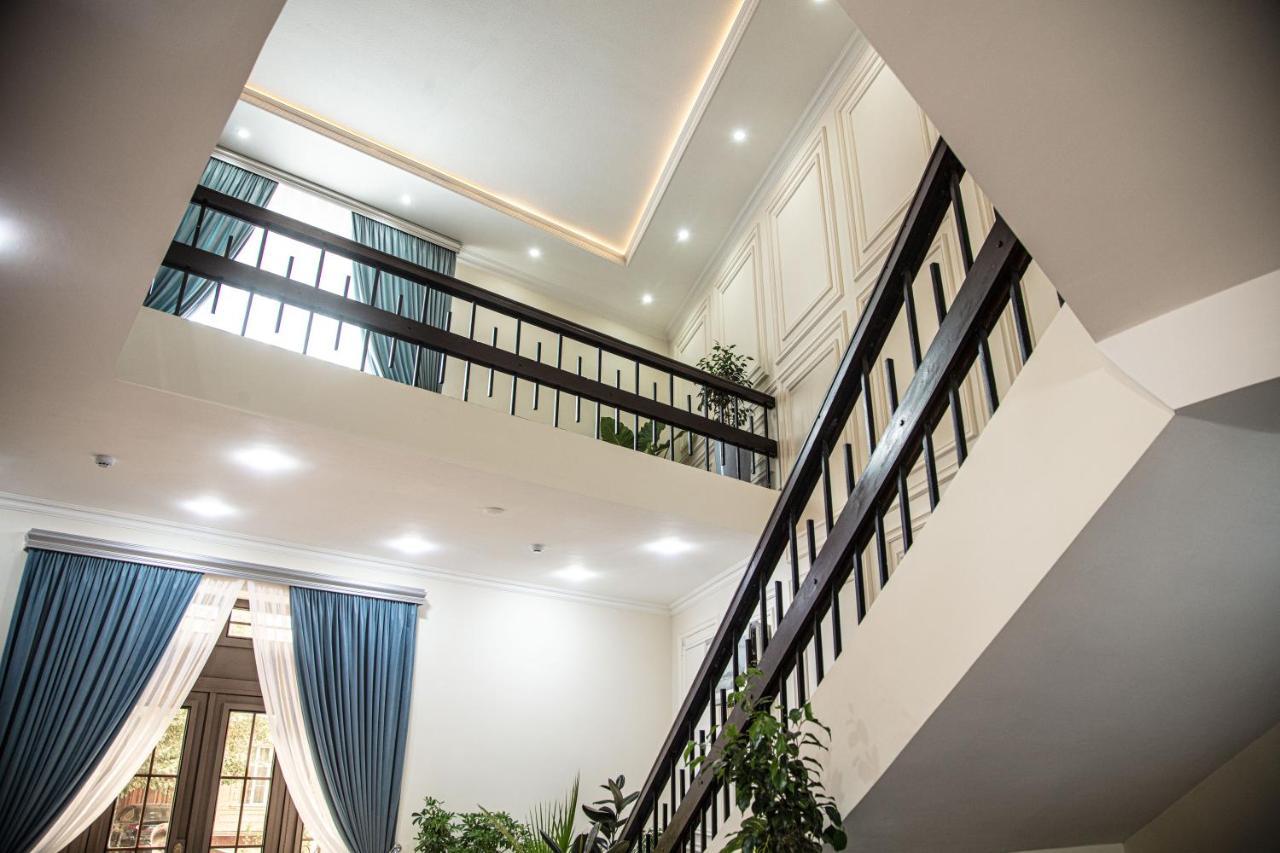 Hotel Lev Tolstoy à Samarcande Extérieur photo